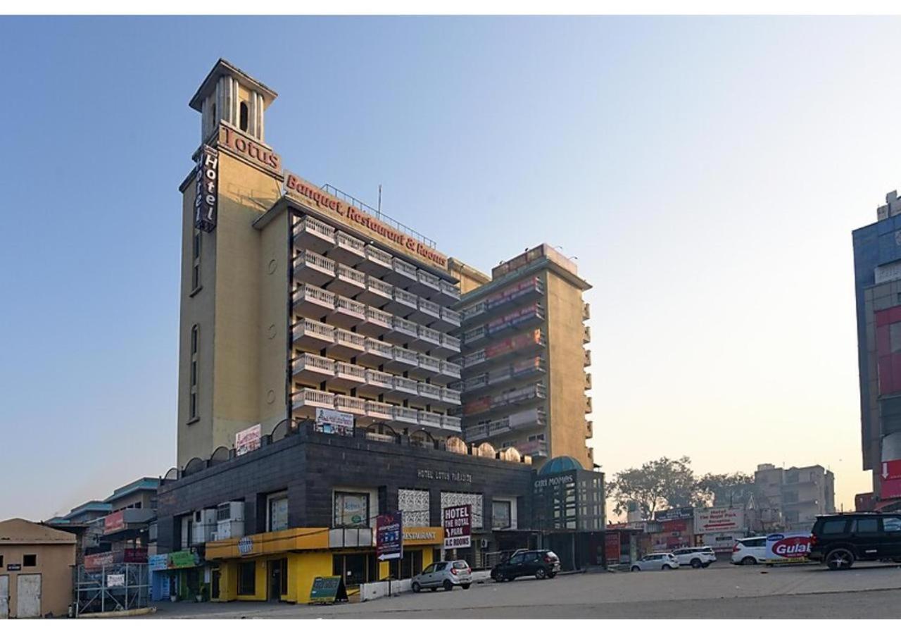 Hotel Lotus Paradise - Banquet & Dining - Near Murthal Sukhdev Rai Bagian luar foto