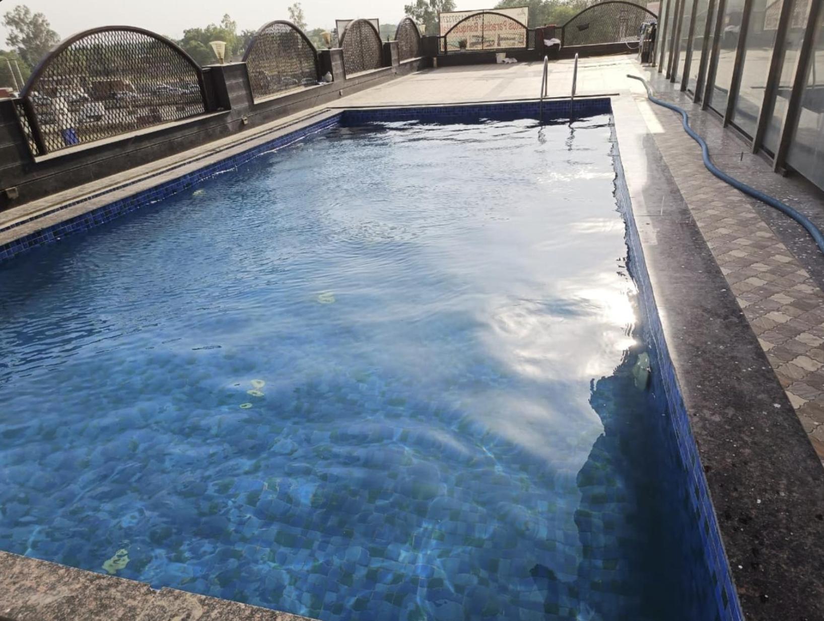 Hotel Lotus Paradise - Banquet & Dining - Near Murthal Sukhdev Rai Bagian luar foto