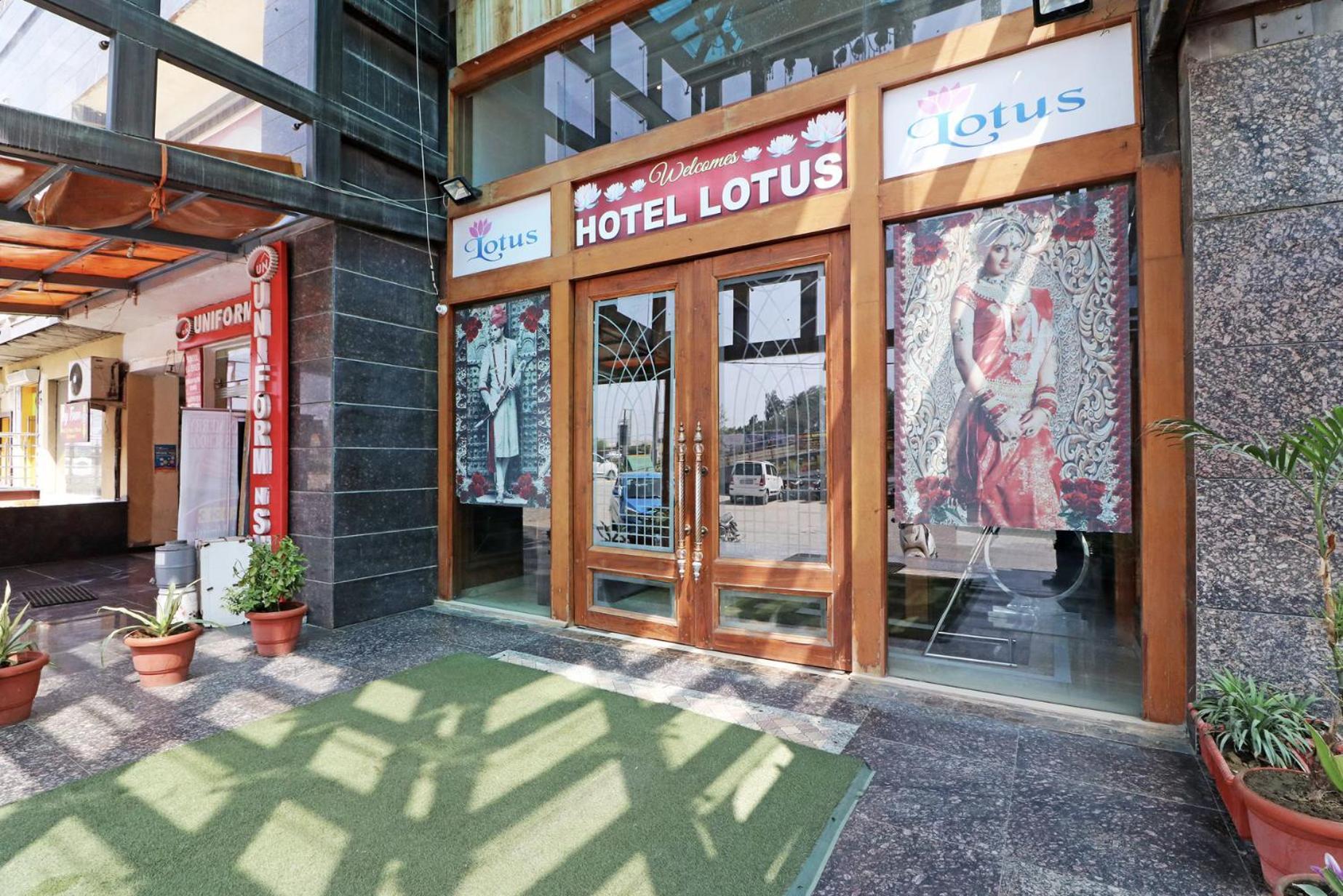 Hotel Lotus Paradise - Banquet & Dining - Near Murthal Sukhdev Rai Bagian luar foto