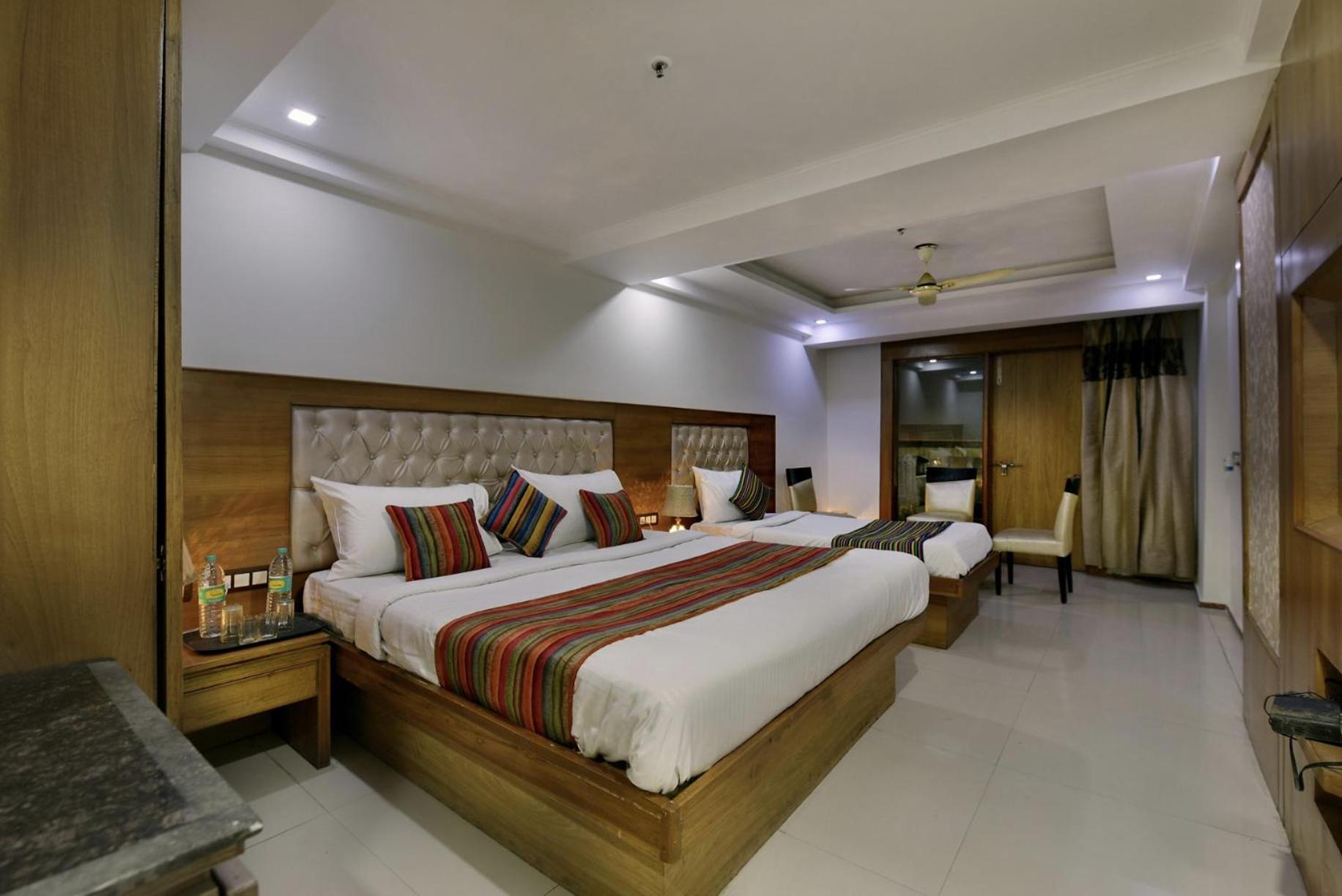 Hotel Lotus Paradise - Banquet & Dining - Near Murthal Sukhdev Rai Bagian luar foto
