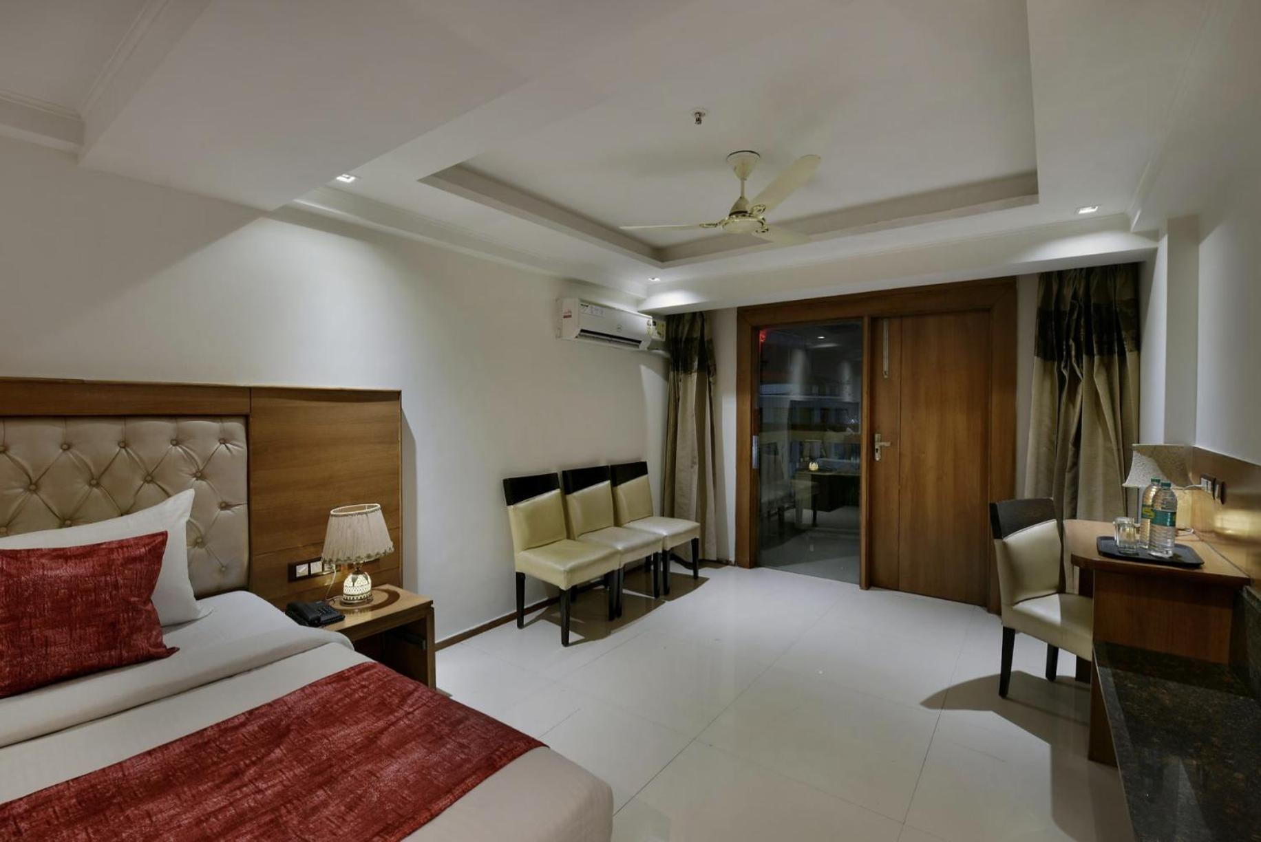 Hotel Lotus Paradise - Banquet & Dining - Near Murthal Sukhdev Rai Bagian luar foto
